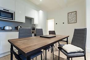 Brighton Blissful Retreat by the Sea