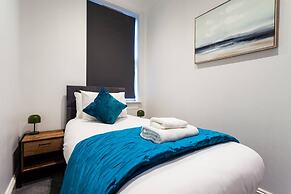 Brighton Blissful Retreat by the Sea