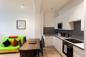 Brighton Blissful Retreat by the Sea