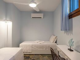 Elena s Traditional Dreamhouse