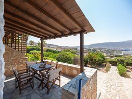 Elena s Traditional Dreamhouse