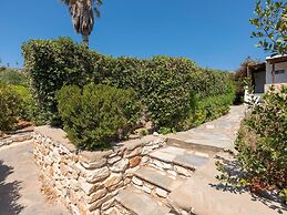 Elena s Traditional Dreamhouse