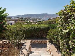 Elena s Traditional Dreamhouse