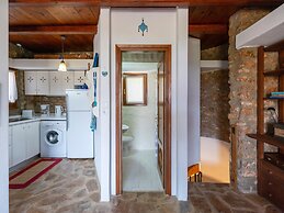 Elena s Traditional Dreamhouse