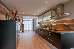 Vacation Home for 6 Person and Beautiful Garden