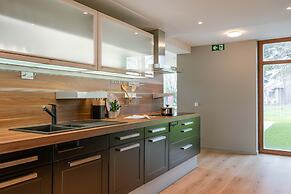 Vacation Home for 6 Person and Beautiful Garden