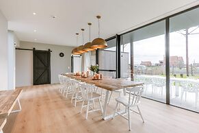 Vacation Home for 6 Person and Beautiful Garden