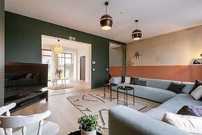 Vacation Home for 6 Person and Beautiful Garden