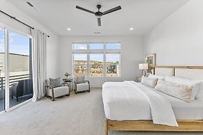 Villa #35 At Bloomington Country Club 4 Bedroom Townhouse