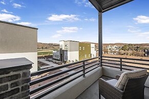 Villa #35 At Bloomington Country Club 4 Bedroom Townhouse