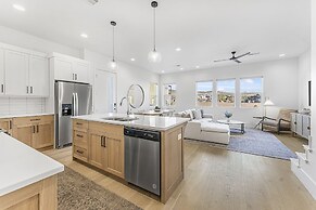 Villa #35 At Bloomington Country Club 4 Bedroom Townhouse