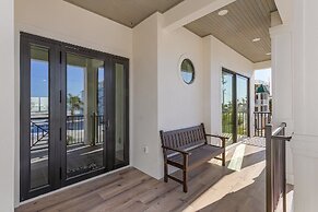 749 Paradise Pointe New Luxury Build 7 Bedroom Home