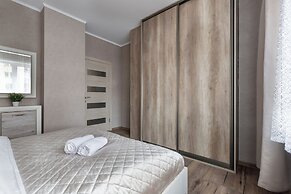 Stylish apartments near metro Vostok