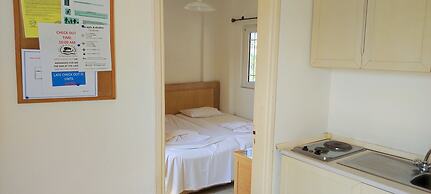 Evi Studios & Apartments Pefkos