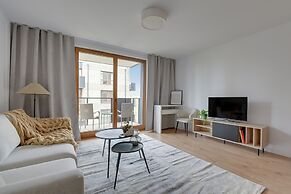 Lion Apartments - Front Park