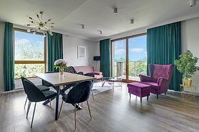 Lion Apartments - Front Park