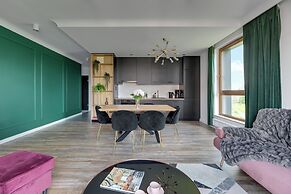 Lion Apartments - Front Park