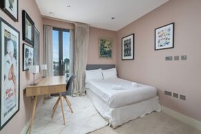 Superb Artists Flat w Free Parking