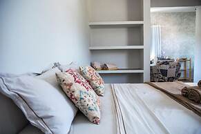 Chale com Lago Natural Exclusivo - Chale Jade