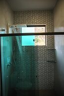 Chale com Lago Natural Exclusivo - Chale Jade