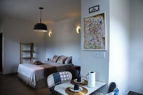 Chale com Lago Natural Exclusivo - Chale Jade