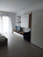 Smart Carrara Apartments