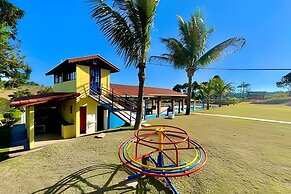 Chácara com 4 Chalés grande piscina