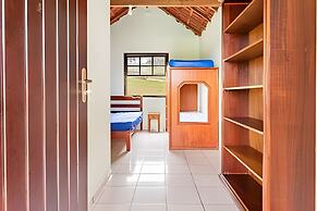 Chácara com 4 Chalés grande piscina