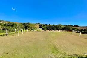Chácara com 4 Chalés grande piscina