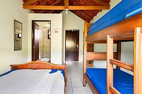 Chácara com 4 Chalés grande piscina