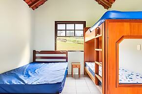 Chácara com 4 Chalés grande piscina