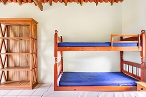 Chácara com 4 Chalés grande piscina