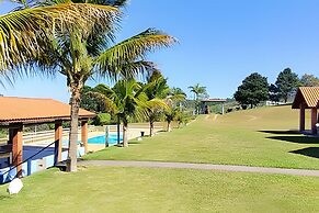 Chácara com 4 Chalés grande piscina