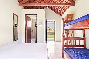 Chácara com 4 Chalés grande piscina