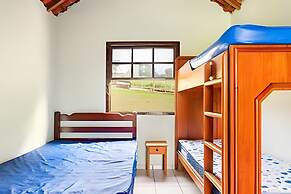 Chácara com 4 Chalés grande piscina