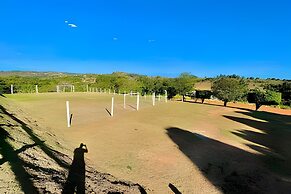 Chácara com 4 Chalés grande piscina