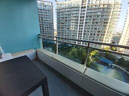 Azure Urban Resort Staycation