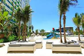 Azure Urban Resort Staycation