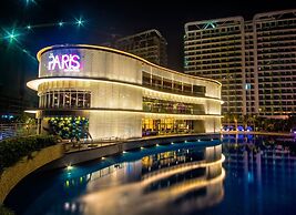 Azure Urban Resort Staycation