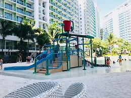 Azure Urban Resort Staycation