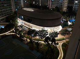 Azure Urban Resort Staycation