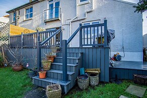 Little Glen - 3 Bedroom Holiday Home - Tenby