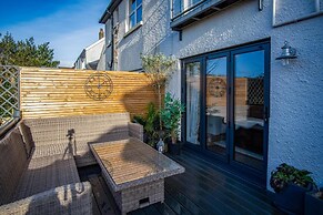 Little Glen - 3 Bedroom Holiday Home - Tenby