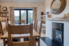 Little Glen - 3 Bedroom Holiday Home - Tenby