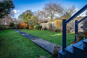 Little Glen - 3 Bedroom Holiday Home - Tenby