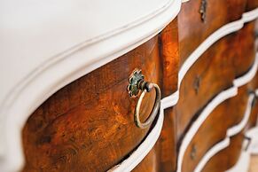 High-End Apartment in Bari Center