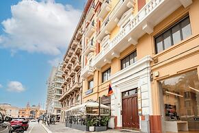 High-End Apartment in Bari Center