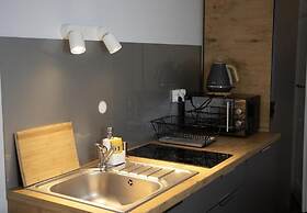 Oak Tree Old Town Apartments