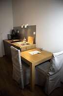 Oak Tree Old Town Apartments