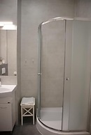 Oak Tree Old Town Apartments